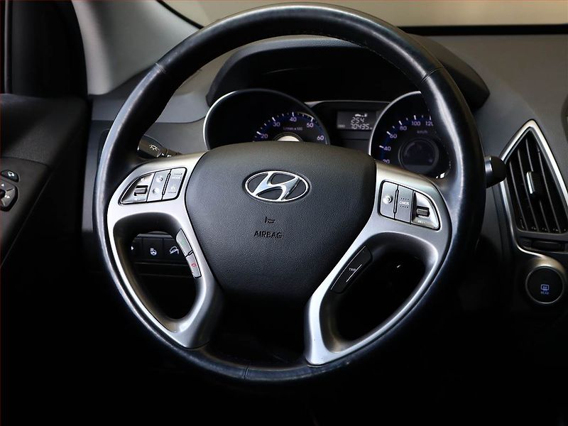 Hyundai ix35 (2013) 2.0 GDI, Serv.kniha, Kůže - fotka 13 z 16