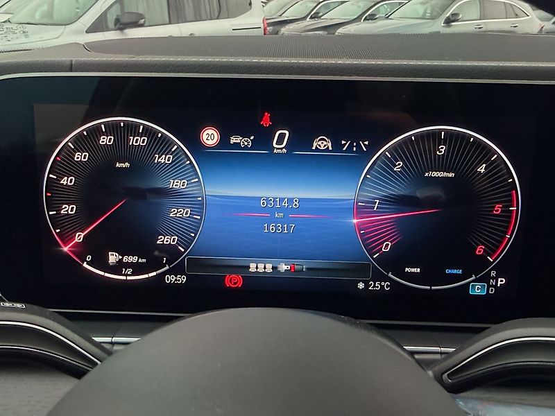 Mercedes-Benz GLE 450d 4MATIC AMG NIGHT - fotka 17 z 36
