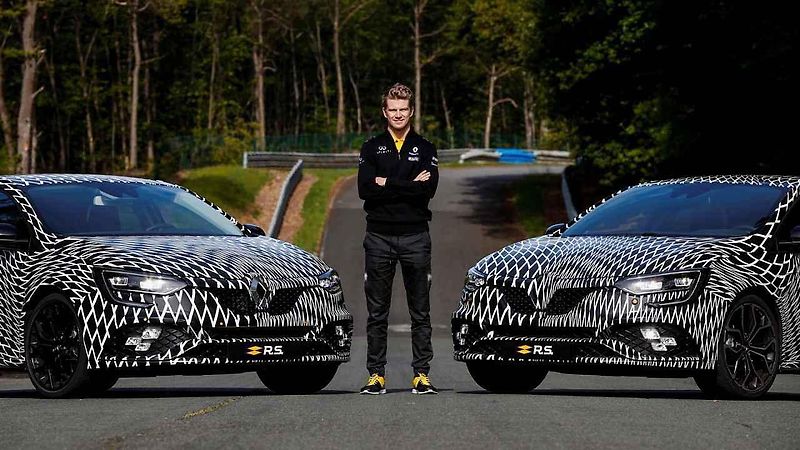 Maskovaný prototyp Renaultu Mégane R.S..