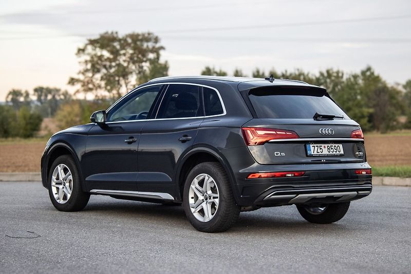 Audi Q5 - fotka 7 z 32