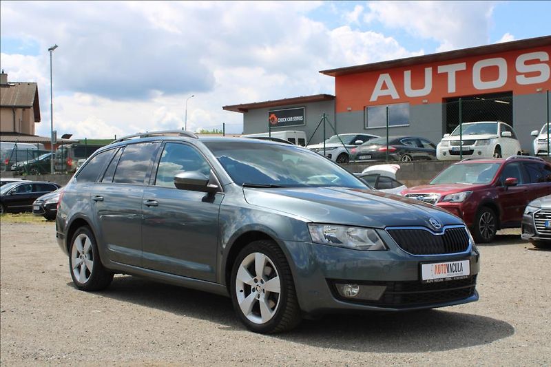 Škoda Octavia 2,0 TDi  AMBITION, DIG. KLIMA - fotka 3 z 23