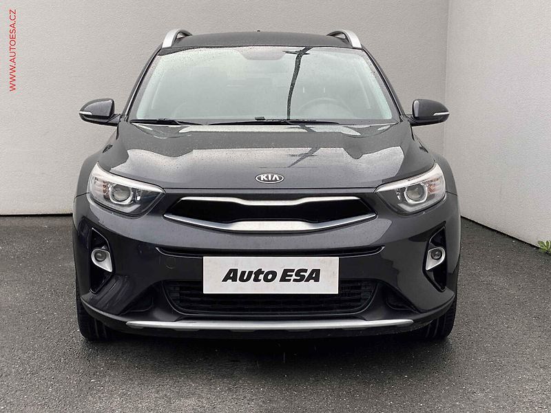 Kia Stonic (2019) 1.0 T-GDi, Navi, kamera, kůže - fotka 2 z 15