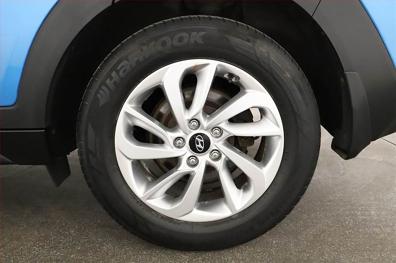 Hyundai Tucson (2016) Trikolor 1.7 CRDi, Serv.kniha - fotka 12 z 14