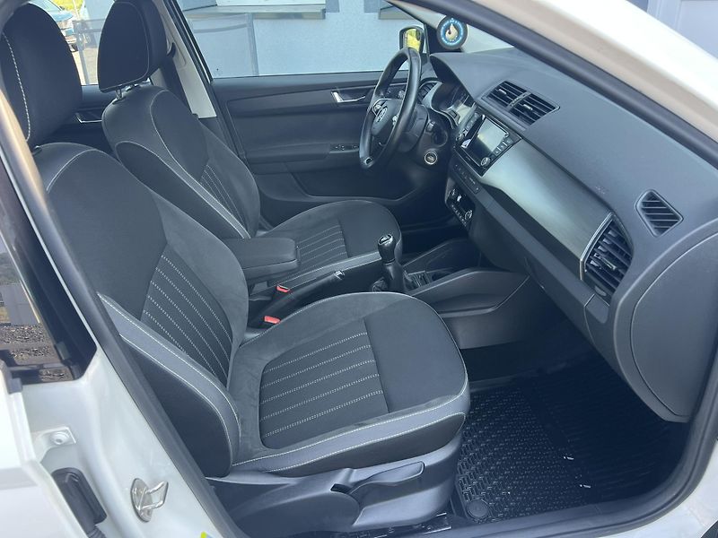 Škoda Fabia (2022) 1.0 TSI 70KW STYLE ČR 1MAJITEL - fotka 8 z 16