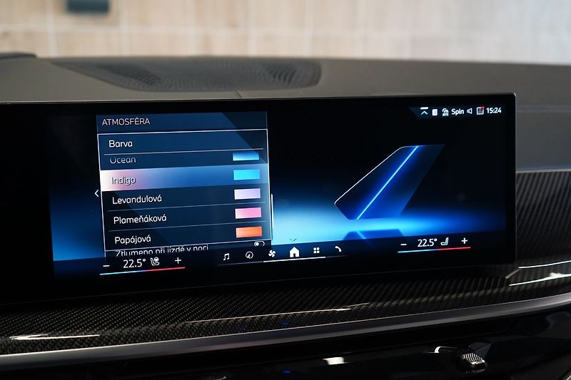 BMW X6 30d xDrive, Vzudch, Masáž - fotka 36 z 48