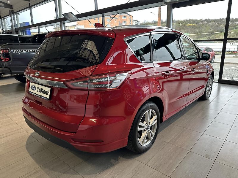 Ford S-MAX Titanium 2.0 EcoBlue 150k man. - fotka 4 z 36