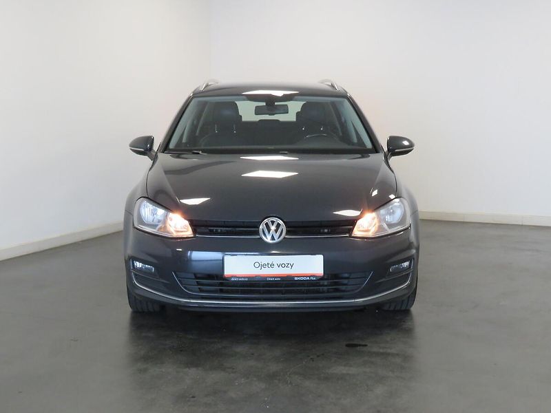 Volkswagen Golf - fotka 4 z 20