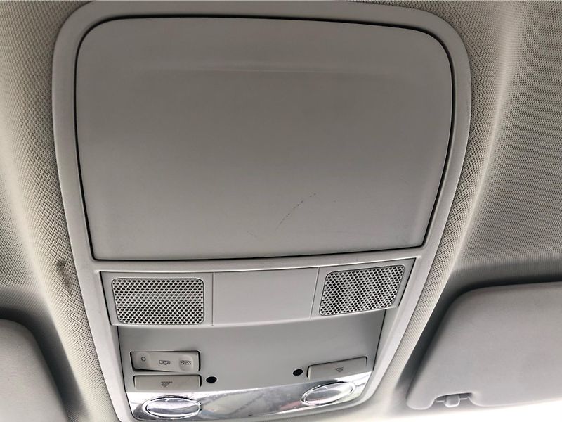 Škoda Octavia COMBI 1.6 TDi STYLE - fotka 25 z 30