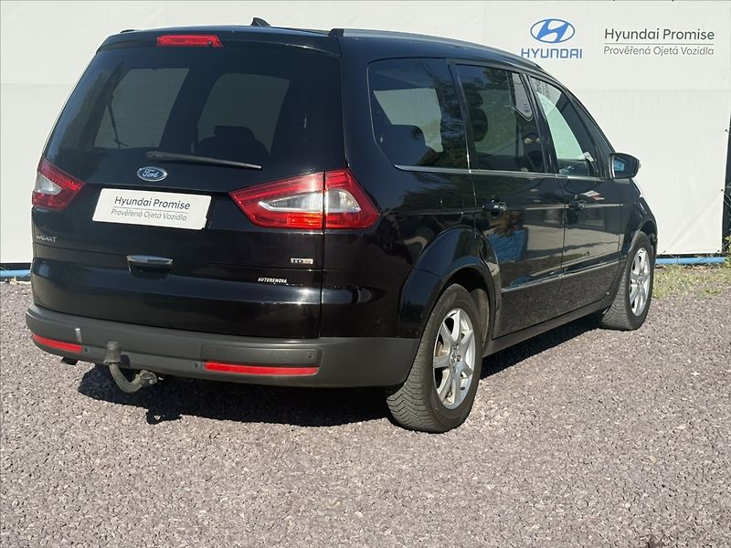 Ford Galaxy 2,0 TDCi 120 kW DPF Ghia - fotka 2 z 22