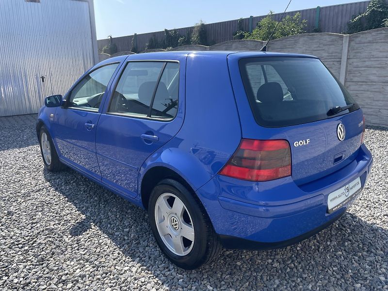 Volkswagen Golf 1.6i SR 100PS 134TKM EXTRA 1A! - fotka 12 z 174