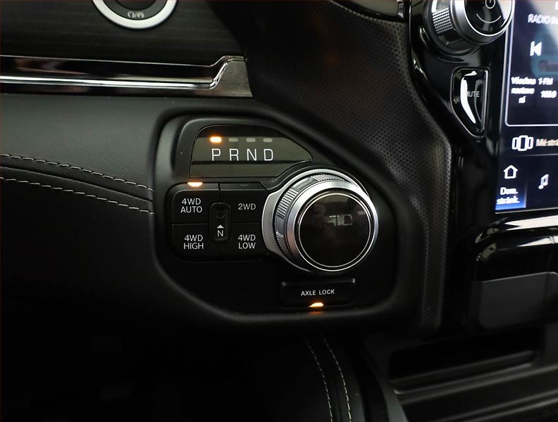RAM 1500 (2023) 5.7 V8 Hemi - fotka 11 z 18