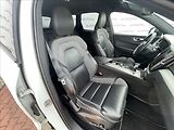 Volvo XC60 2,0 D,140kW,D4,4x4,AUT. R-DESI - náhled 22