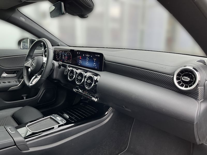 Mercedes-Benz CLA Třída 200 d kupé Progressive L - fotka 15 z 21