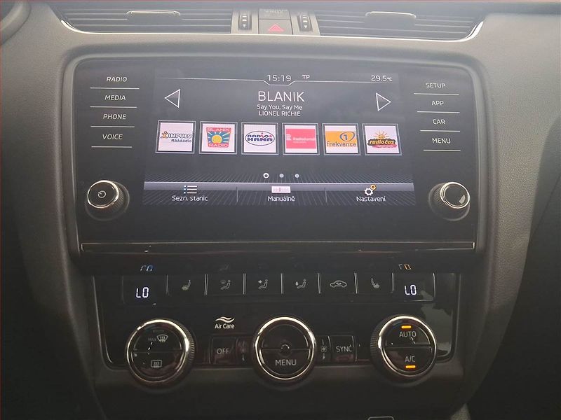Škoda Octavia (2019) Style 1.5 TSI, Serv.kniha - fotka 12 z 25