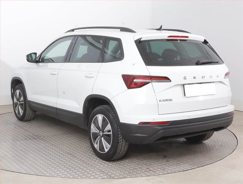 Škoda Karoq (2023) Ambition 2.0 TDI - fotka 4 z 17
