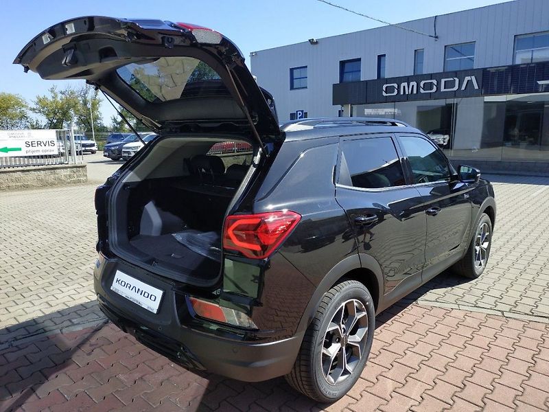 KGM Korando 1.5T, ELEG.,2WD, AT, SKLADEM - fotka 8 z 31