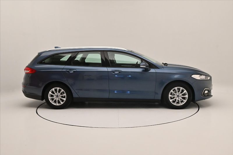Ford Mondeo 2,0 TDCi 110 kW AT8 Titanium Z - fotka 4 z 33