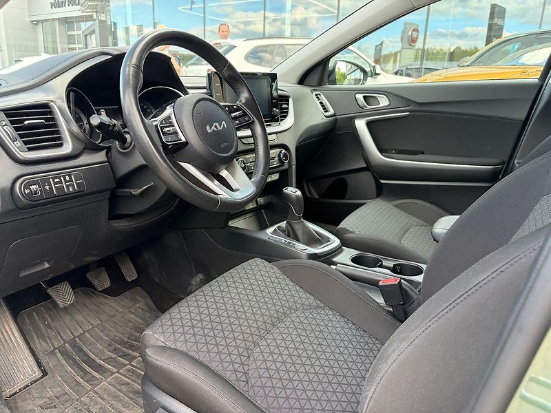 Kia Ceed 1.5 T-GDi Exclusive 118kW - fotka 5 z 9