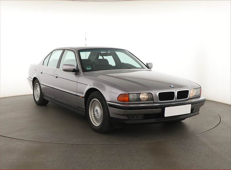 BMW Řada 7 (1994) 740i, Automat, Kůže, Tempomat - fotografie inzerátu