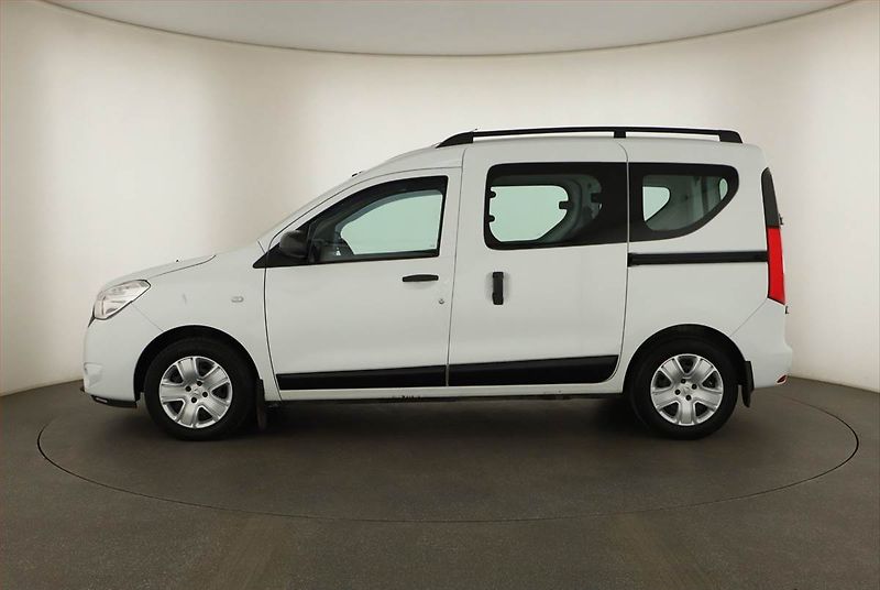 Dacia Dokker (2020) Arctica 1.5 Blue dCi, 5Míst - fotka 3 z 11