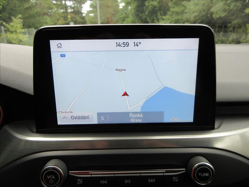 Ford Focus 1,0 i, Vyhř.sed,vol,okn, Navi, - fotka 19 z 29