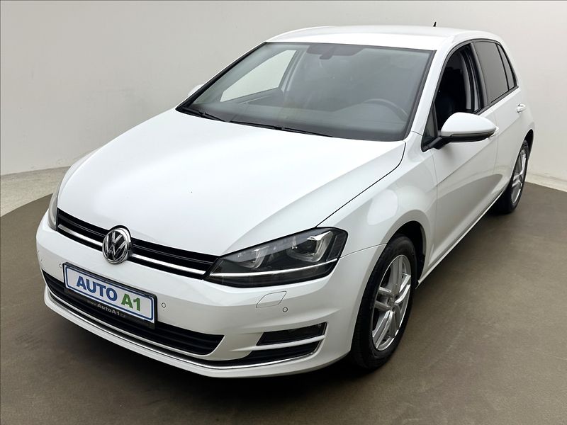 Volkswagen Golf 1,6 DSG DPH HIGHLINE 2XKOLA ČR - fotografie inzerátu