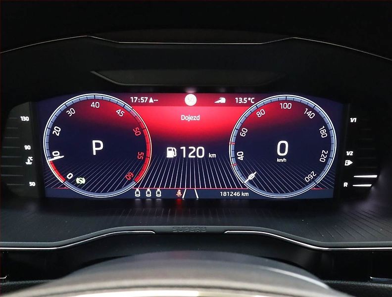 Škoda Superb (2022) Laurin&Klement 2.0 TDI - fotka 11 z 22