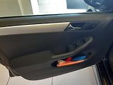 Volkswagen Jetta 1.2 TSI DigiKlima 33000km!! - náhled 16