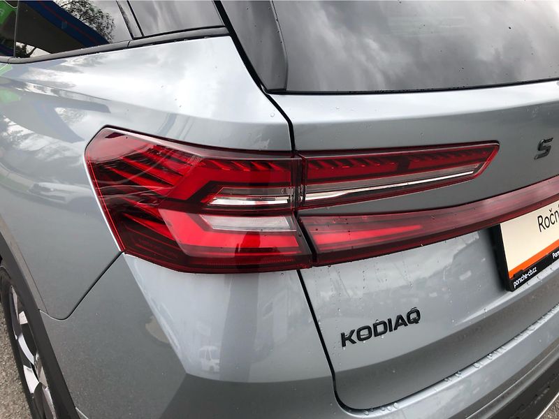 Škoda Kodiaq 2.0 TDi 4x4 DSG 7st. Sportline - fotka 25 z 30