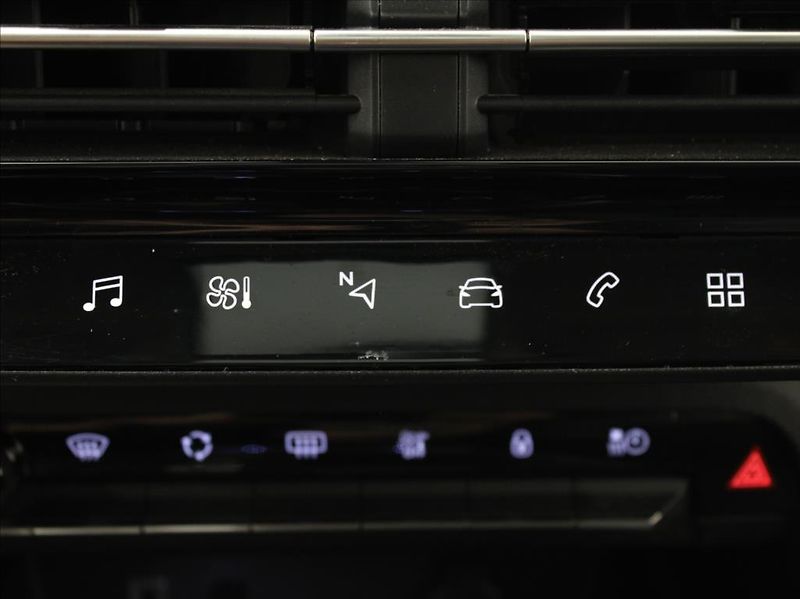 Citroën C5 Aircross 1,6 PHEV 225k. Max. 59tkm. - fotka 18 z 23