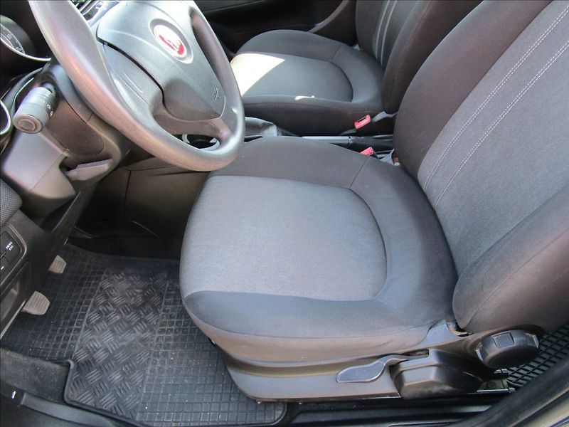 Fiat Punto 1.4 i, CNG, klima - fotka 11 z 36