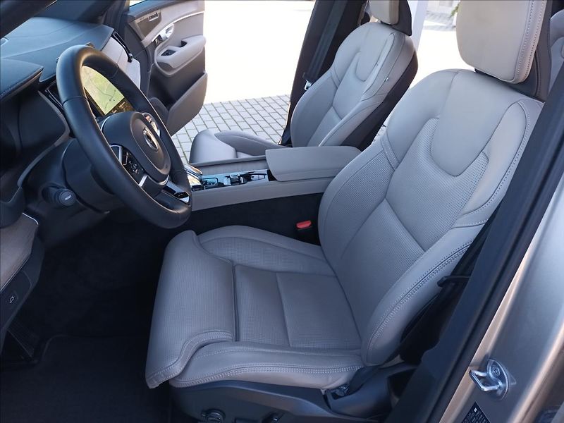 Volvo XC90 2,0 B5,BRIGHT PLUS,ČR,POLESTAR - fotka 14 z 37