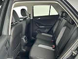 Volkswagen T-Roc (2025) Life GOAL 1.0 TSI 85kW - náhled 8