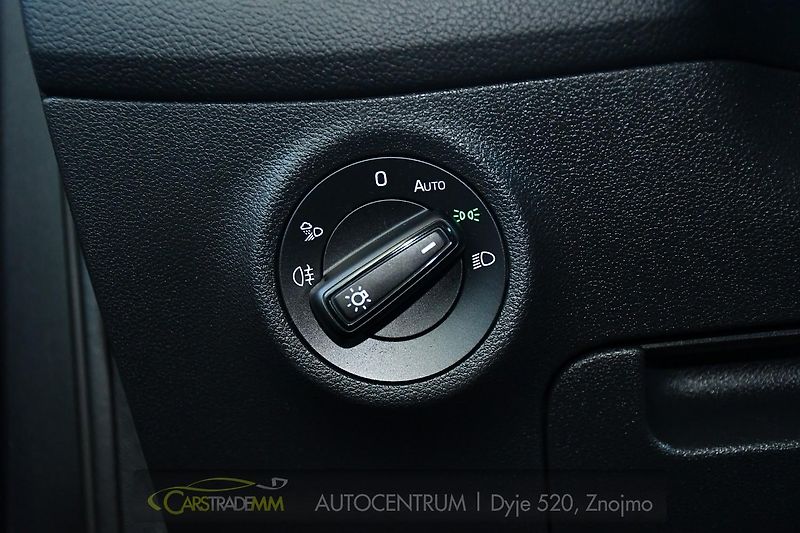 Škoda Kodiaq 2.0TDi 4X4 ACC LED NAV CARPLAY - fotka 25 z 54