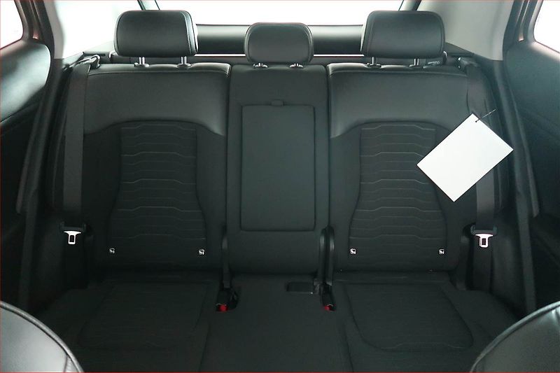 Kia Sportage (2022) 1.6 T-GDI MHEV - fotka 10 z 20
