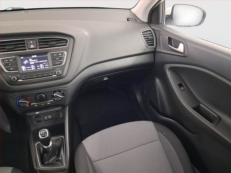 Hyundai i20 (2019) 1.2, ČR,1.maj, Serv.kniha - fotka 8 z 17