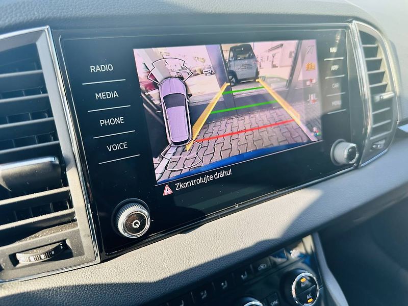Škoda Karoq Top Selection 1,5TSI 110kW DSG - fotka 15 z 32