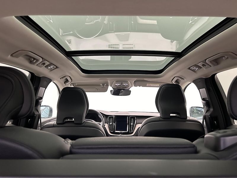 Volvo XC60 2.0 T6 4x4 Recharge Inscriptio - fotka 22 z 31