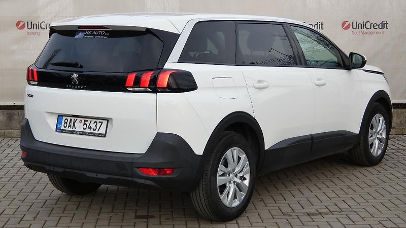 Peugeot 5008 1.2 PureTech Active 7 míst - fotka 3 z 24