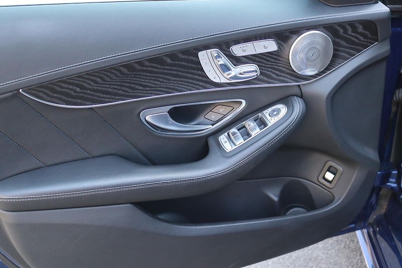 Mercedes-Benz Třídy C C 250 BLUETEC KOMBI AMG 150kW - fotka 19 z 49
