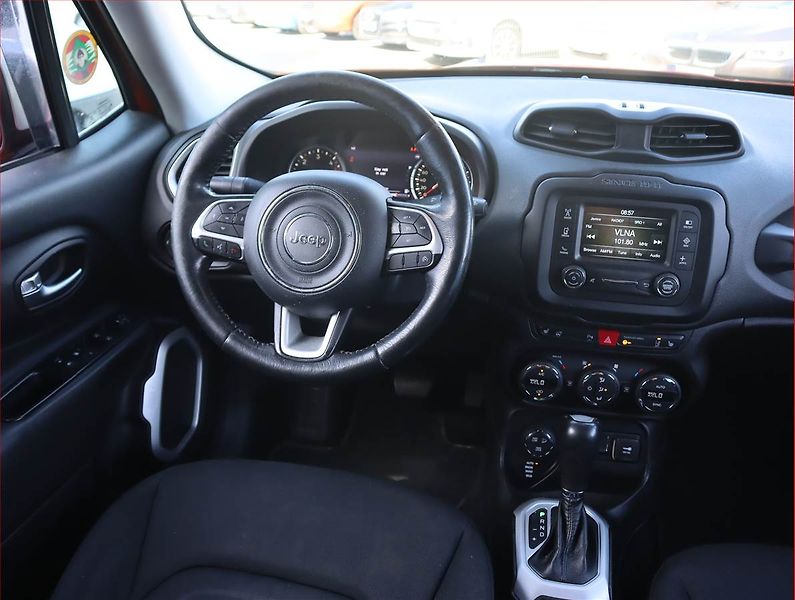 Jeep Renegade (2015) 2.0 MultiJet, 4X4, Automat - fotka 7 z 21