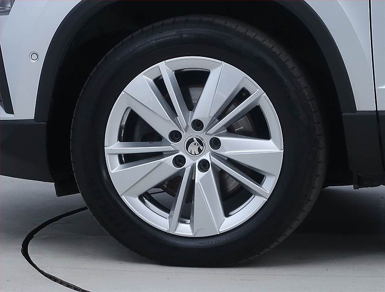 Škoda Karoq (2023) Style 1.5 TSI - fotka 15 z 21