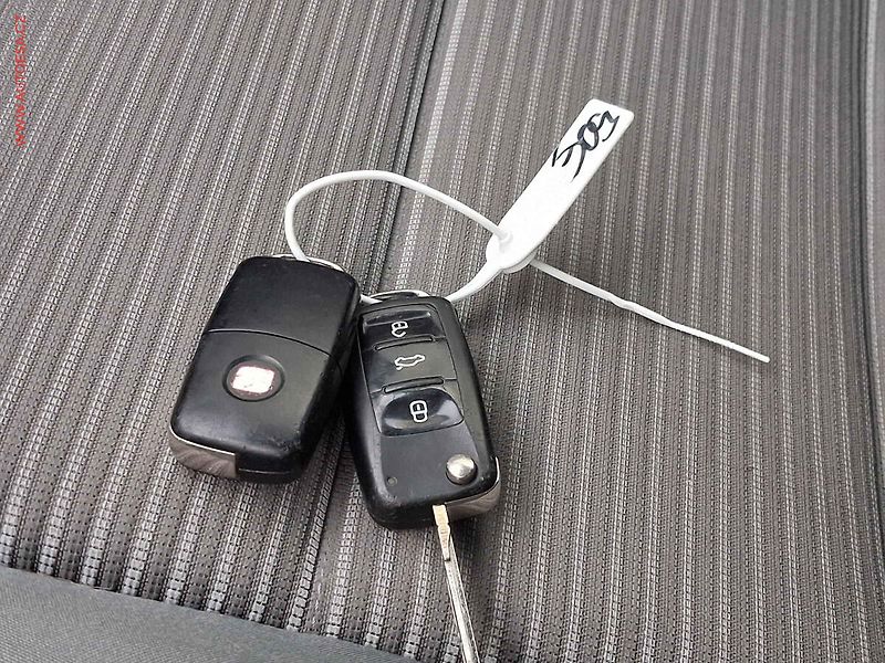 Seat Alhambra (2014) 2.0 TDi, Style, TZ, panor - fotka 19 z 19