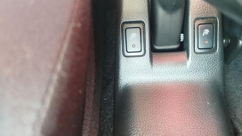 Suzuki Swift (2013) 1.2 16v 4x4  - fotka 19 z 35