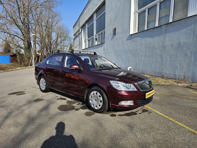 Škoda Octavia (2011) 2 FL, 1.2 TSI  - fotka 7 z 18