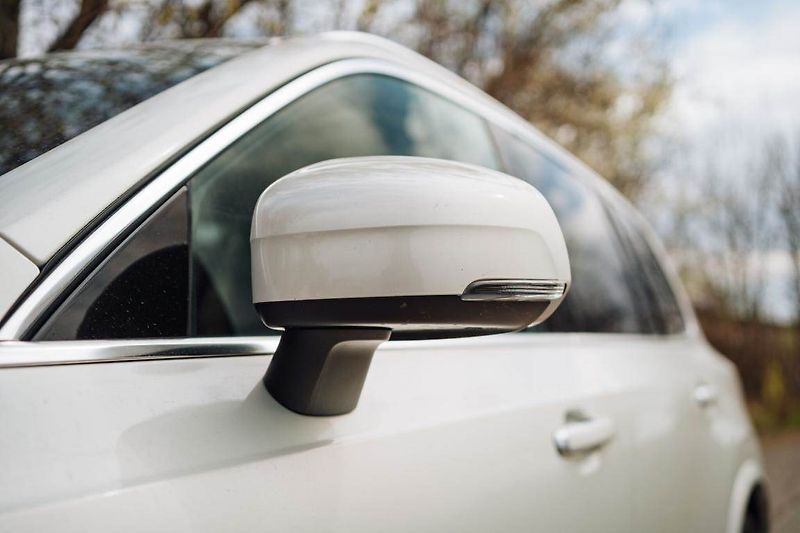 Volvo XC90 (2019) B5 AWD - fotka 10 z 28