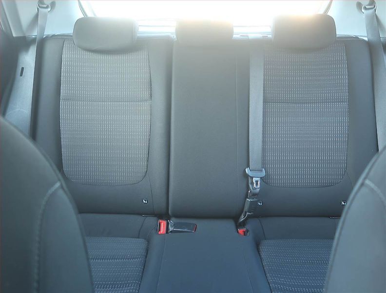 Kia Stonic (2017) 1.4 CVVT, Serv.kniha, Tempomat - fotka 10 z 16