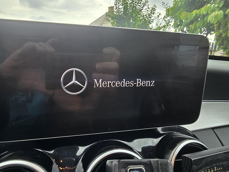 Mercedes-Benz Třídy C (2020) - fotka 9 z 19