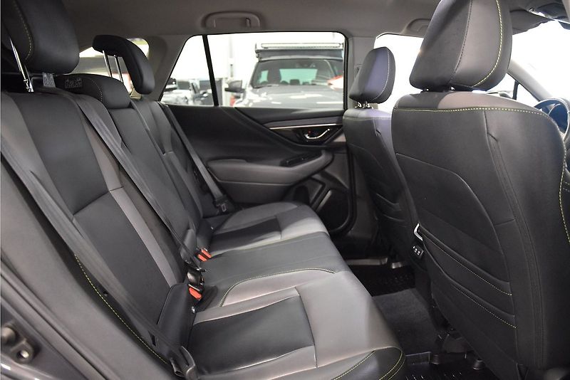 Subaru Outback 2.5i 4WD Field + tažné - fotka 12 z 19