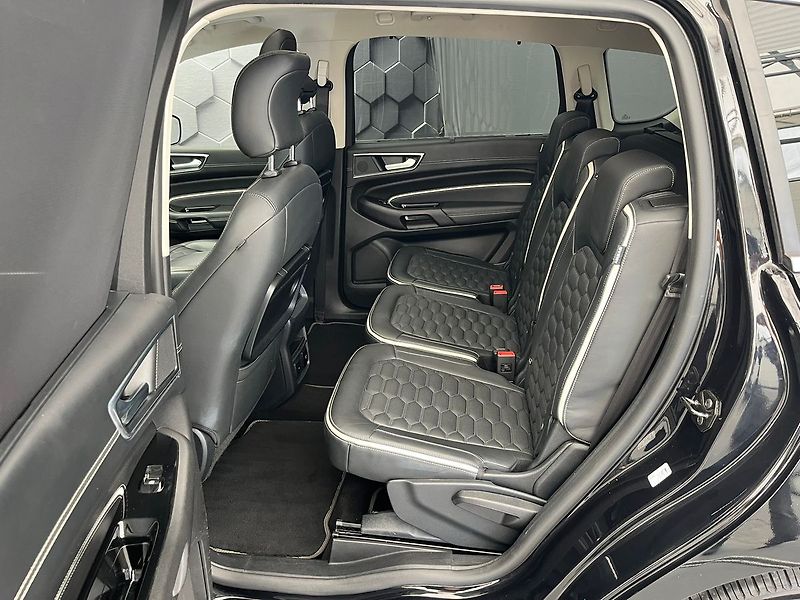 Ford S-MAX 2,5 FHEV Vignale 140KW  7 míst - fotka 37 z 57